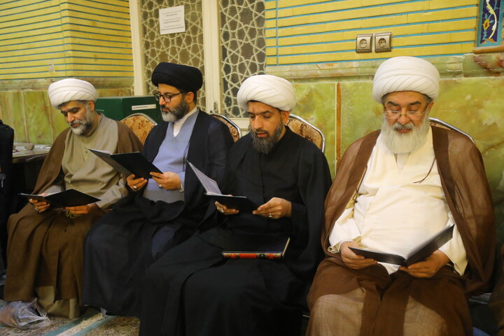 تصاویر / مراسم ترحیم همشیره آیت الله  موسوی جزایری در قم