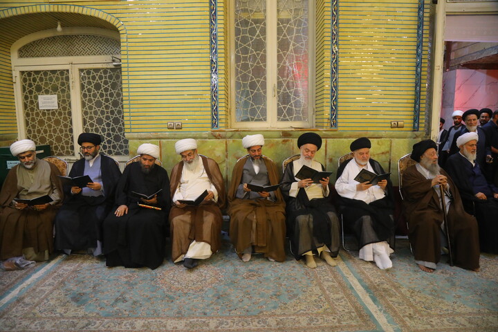 تصاویر / مراسم ترحیم همشیره آیت الله  موسوی جزایری در قم