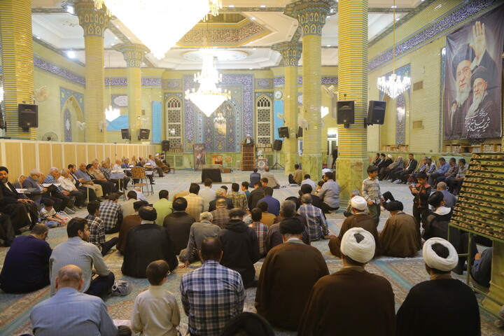 تصاویر / مراسم ترحیم همشیره آیت الله  موسوی جزایری در قم