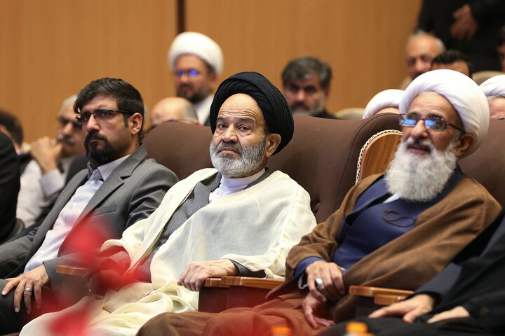 گزارش تصویری + گرامیداشت سی‌وپنجمین سالروز تأسیس مرکز خدمات حوزه‌های علمیه