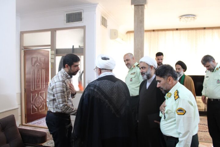 تصاویر/ دیدار رئیس سازمان عقیدتی سیاسی فراجا با خانواده مرحوم سرهنگ محمود طحان