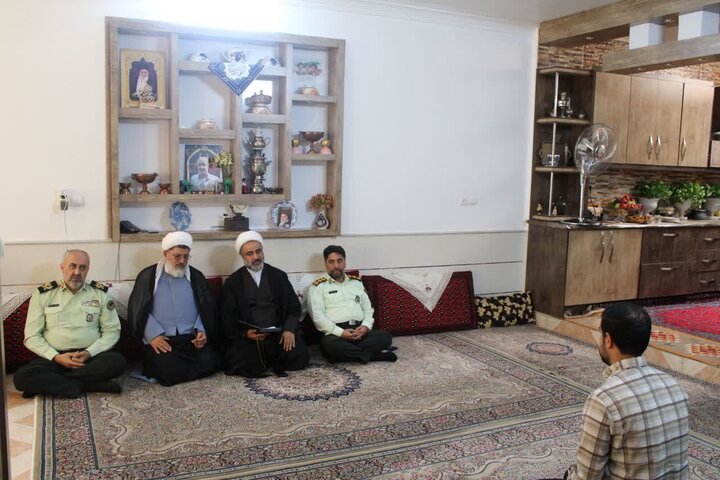 تصاویر/ دیدار رئیس سازمان عقیدتی سیاسی فراجا با خانواده مرحوم سرهنگ محمود طحان