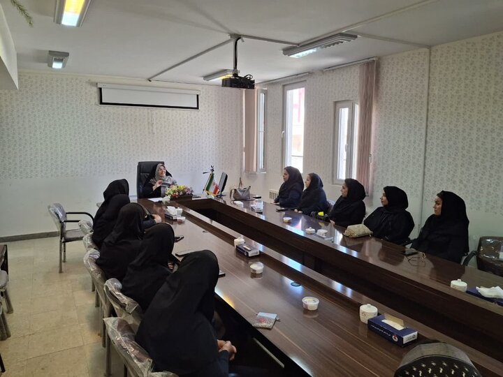 زنان، پیشران گفتمان امید در جامعه هستند