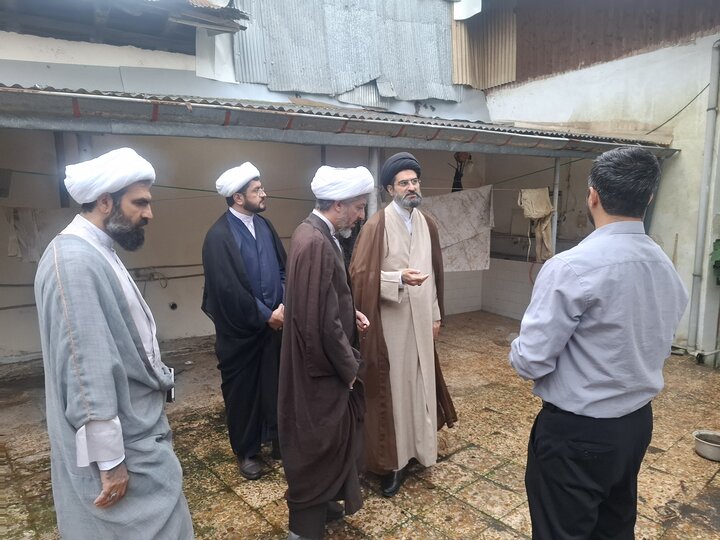 تصاویر/ بازدید معاون منابع انسانی و پشتیبانی حوزه های علمیه از مدرسه علمیه مستوفی رشت