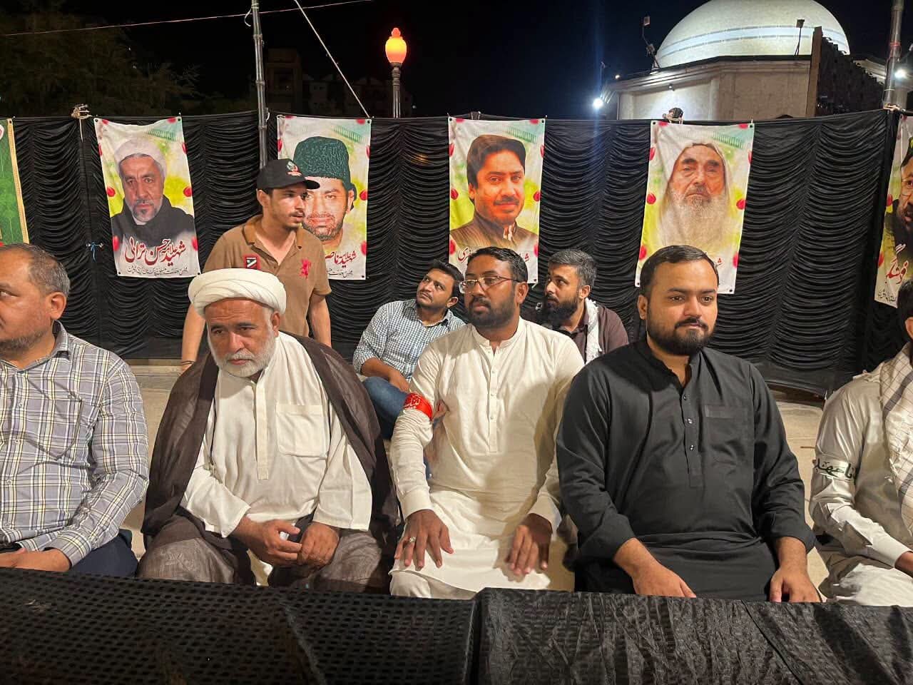 کراچی؛ سید مقاومت کی برسی کی مناسبت سے مجلسِ عزاء اور میناب کے ننھے شہداء کی تعداد میں تصویری نمائش