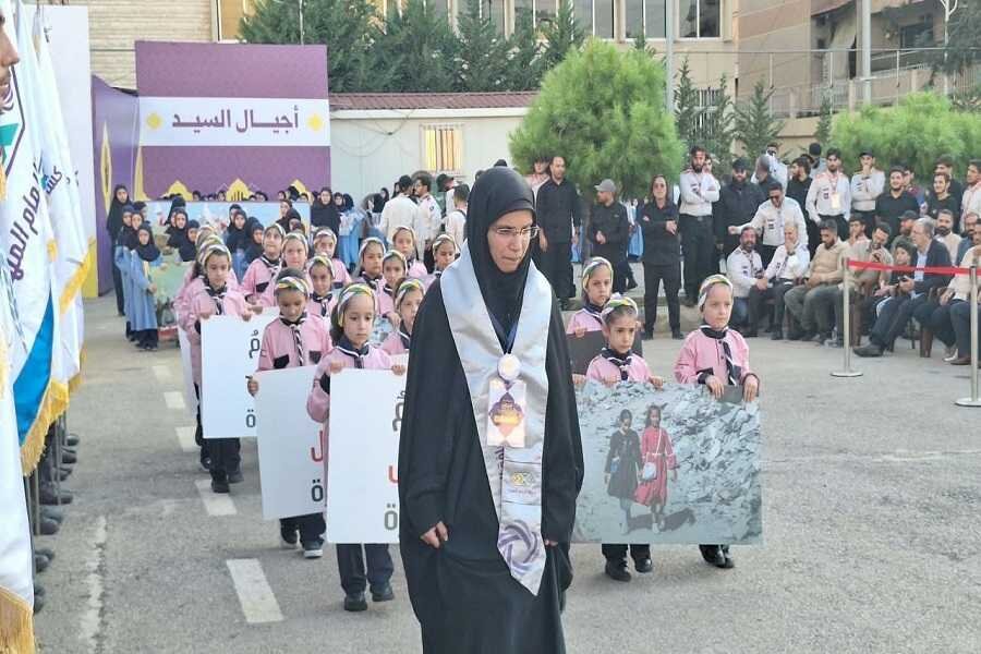 گردهمایی 17 هزار نفری جوانان کشافه المهدی(عج) همراه با ندای انا علی العهد+ عکس