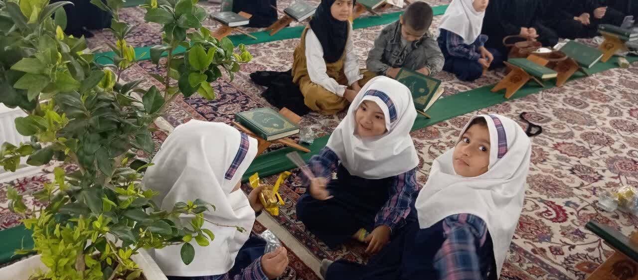 افتتاحیه جشنواره بین‌المللی قرآنی و حدیثی المصطفی در حرم‌مطهر رضوی