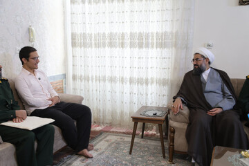 کسب رتبه نخست کنکور توسط جوان همدانی مایه افتخار استان است