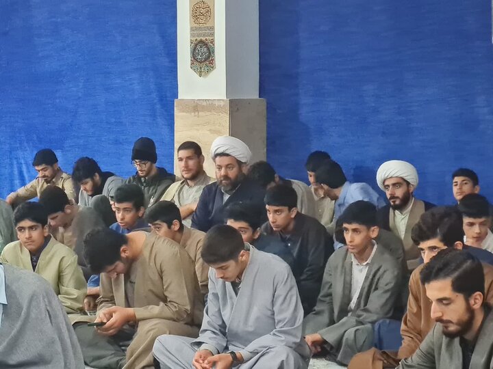 تصاویر/ برگزاری جلسه گرامیداشت شهدای مقاومت در مدرسه علمیه شهید امیری بابل