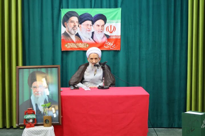 تصاویر/ آئین آغاز سال تحصیلی جدید مدرسه علمیه خواهران الزهرا(س)
