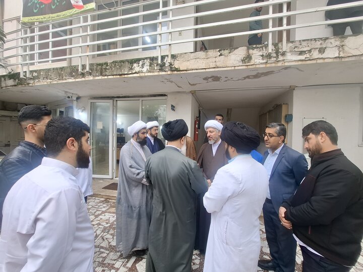 تصاویر/ بازدید معاون منابع انسانی و پشتیبانی حوزه های علمیه از مدرسه علمیه نائب الصدر رشت