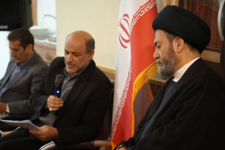 تصاویر/ دیدار مدیر کل و کارکنان اداره کل میراث فرهنگی استان با امام جمعه اردبیل