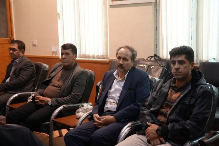 تصاویر/ دیدار مدیر کل و کارکنان اداره کل میراث فرهنگی استان با امام جمعه اردبیل