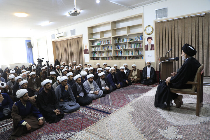 مبلغین طرح امین مدارس