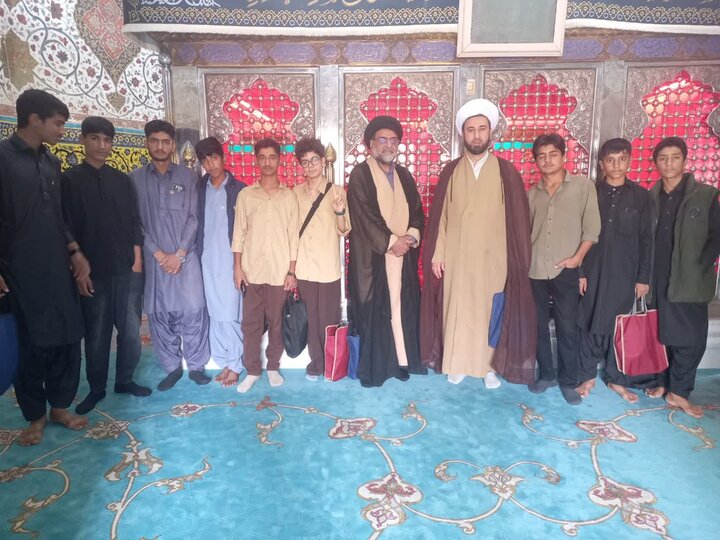 تصاویر/ اردوی زیارتی سیاحتی طلاب مدرسه علمیه آیت‌الله مصطفوی(ره) کاشان