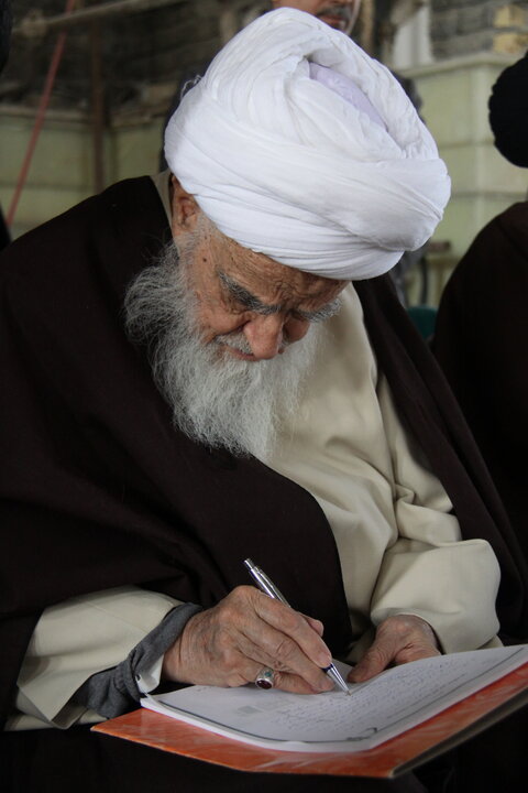 آیت‌الله العظمی صافی‌گلپایگانی