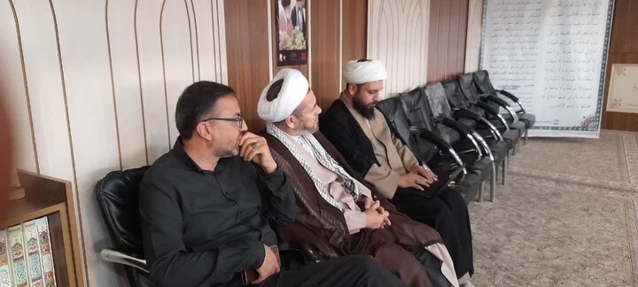 تصاویر / برگزاری جلسه تبیینی «شبهات پیش‌رو» با حضور ائمه جمعه و دبیران امور مساجد استان همدان در مشهد