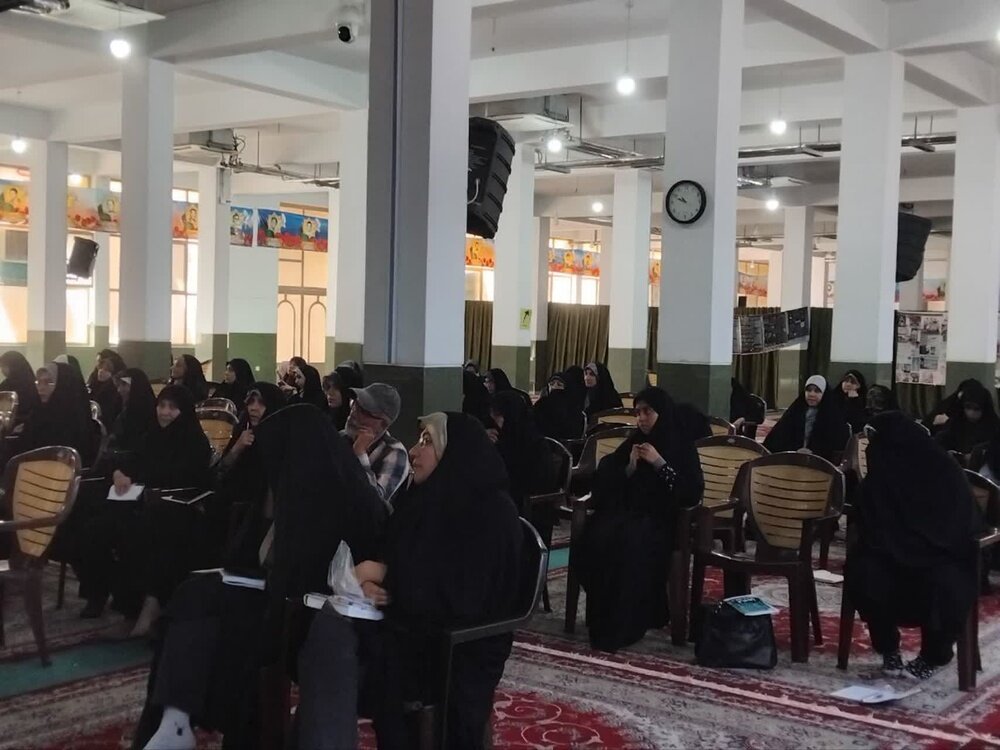 برگزاری کارگاه تطبیقی «آشنایی با مرگ و تدفین در اسلام و ادیان» در نجف‌آباد