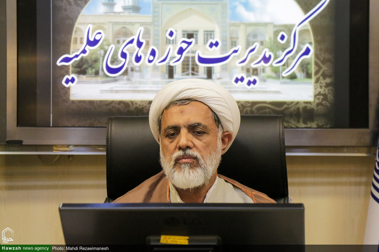 تأکید بر طراحی سازوکار مشترک حوزه‌های علمیه و وزارت ارتباطات در عرصه فناوری و فضای مجازی
