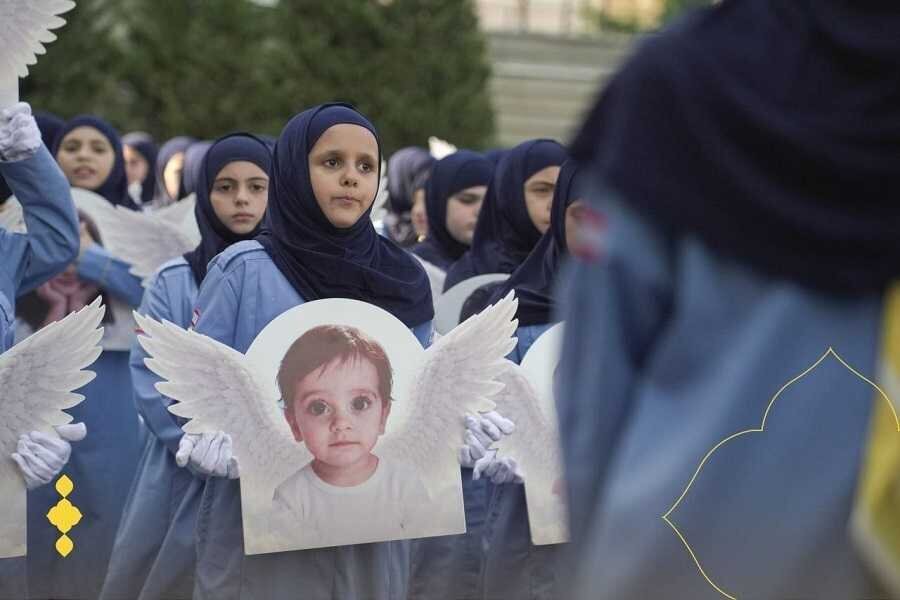 17 000 jeunes scouts de l’Imam al-Mahdi réunis à Beyrouth : un défilé en hommage aux martyrs de Minab