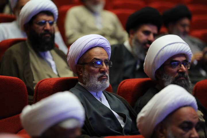 تصاویر/ نشست سالانه ائمه جمعه مراکز شهرستان‌های سراسر کشور