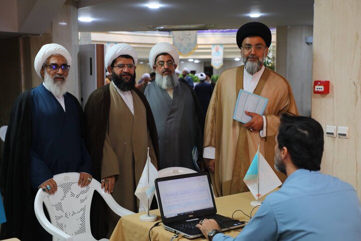 تصاویر/ نشست سالانه ائمه جمعه مراکز شهرستان‌های سراسر کشور