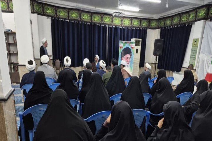 گردهمایی طلاب شاغل در آموزش و پرورش و مبلغان طرح امین در بهبهان برگزار شد