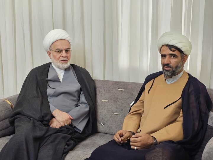 تصاویر/دیدار نماینده ولی‌فقیه در کردستان با جمعی از طلاب شاغل در سازمان عقیدتی سیاسی فراجا