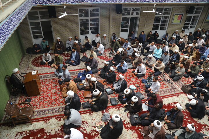 تصاویر/ جلسه افتتاحیه طرح های مدرسه علمیه آیت الله العظمی بروجردی (قدس سرّه) _ (مدرسه خان)