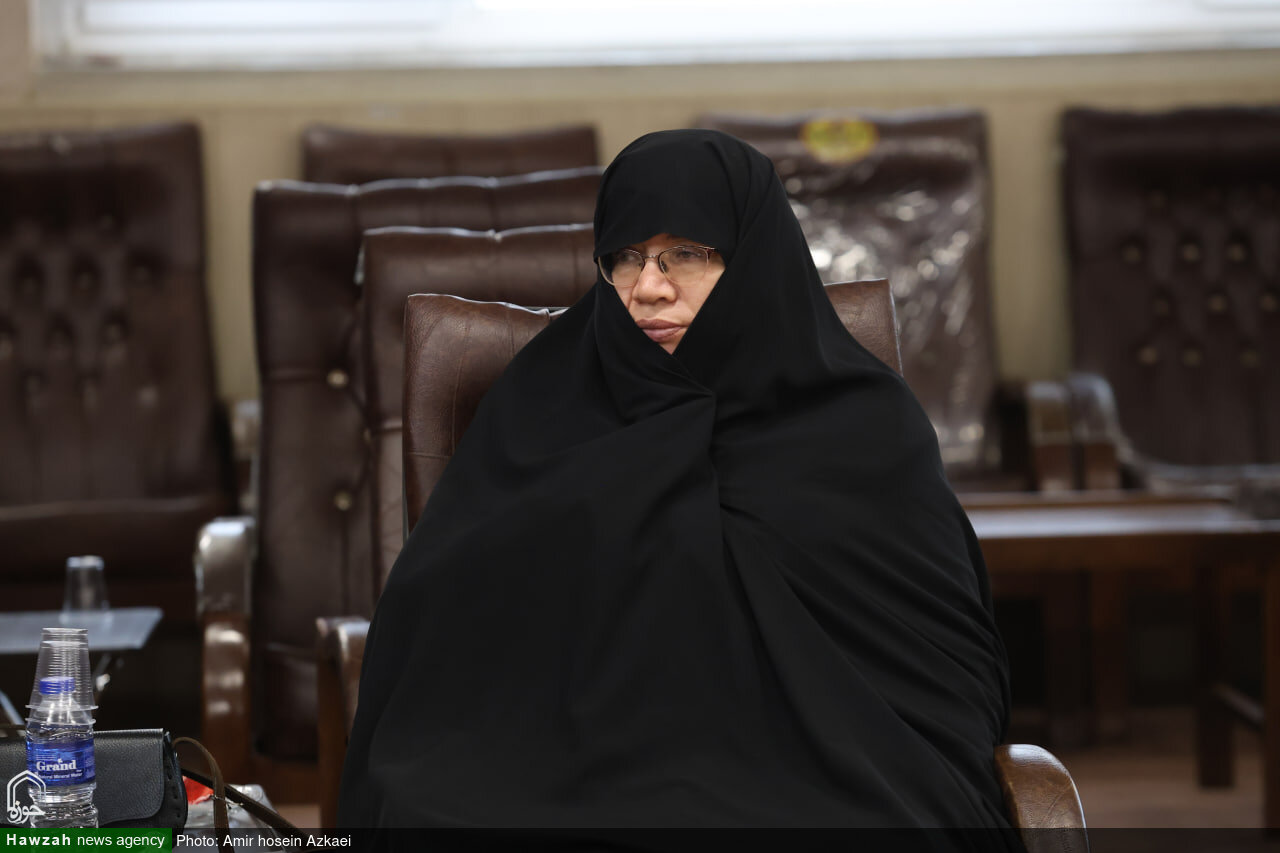ی