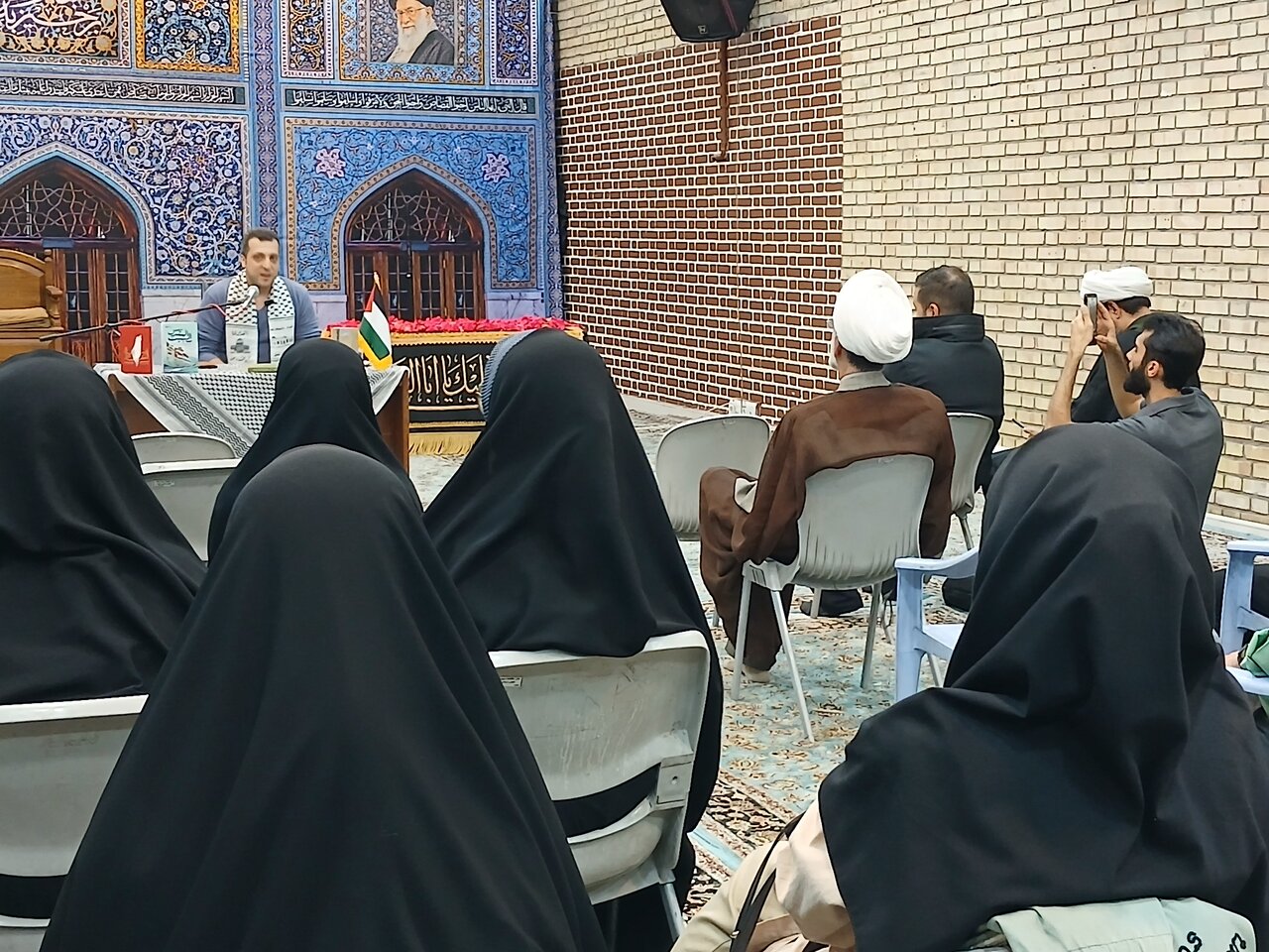 مراسم بزرگداشت سالگرد حماسه طوفان الاقصی و یاد و خاطره مجاهدان شهید فی طریق القدس در حسینیه هنرمشهد