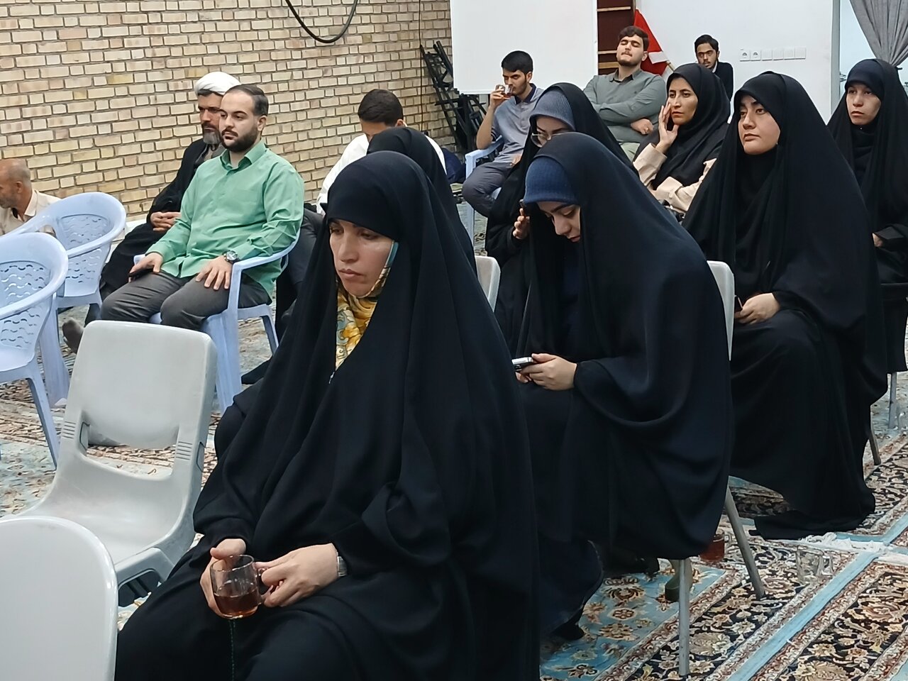 مراسم بزرگداشت سالگرد حماسه طوفان الاقصی و یاد و خاطره مجاهدان شهید فی طریق القدس در حسینیه هنرمشهد