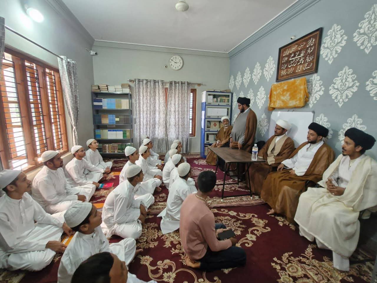 طالبعلم کے لئے علم کے ہمراہ عمل اور اخلاق نہایت ضروری ہے: مولانا مرزا عابد علی