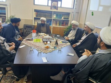 نشست هم‌افزایی نهادهای حوزوی اصفهان برای ارتقای فعالیت‌های فرهنگی برگزار شد