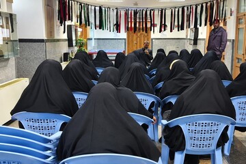 فرهنگ ایثار و مقاومت، پشتوانه مقابله با چالش‌های فرهنگی است