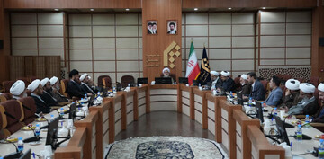 Head of Al-Mustafa University Praises Scientific Achievements of International Research Center