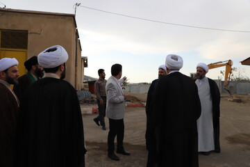 تصاویر/ بازدید معاون تبلیغ حوزه های علمیه کشور از مرکز صدا و سیمای استان کردستان