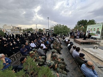 تصاویر/ مراسم بزرگداشت هشتمین سالگرد شهادت مدافع سرافراز امنیت در کارچان