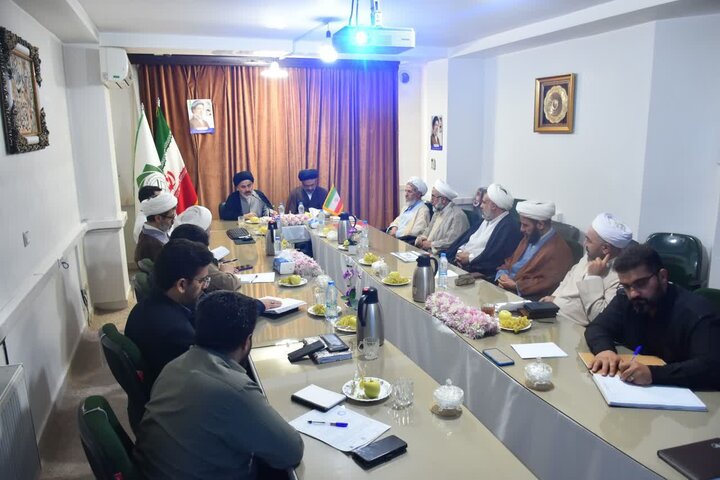 تصاویر/ دومین جلسه شورای مدیران مرکز اسلامی، استان آذربایجان غربی