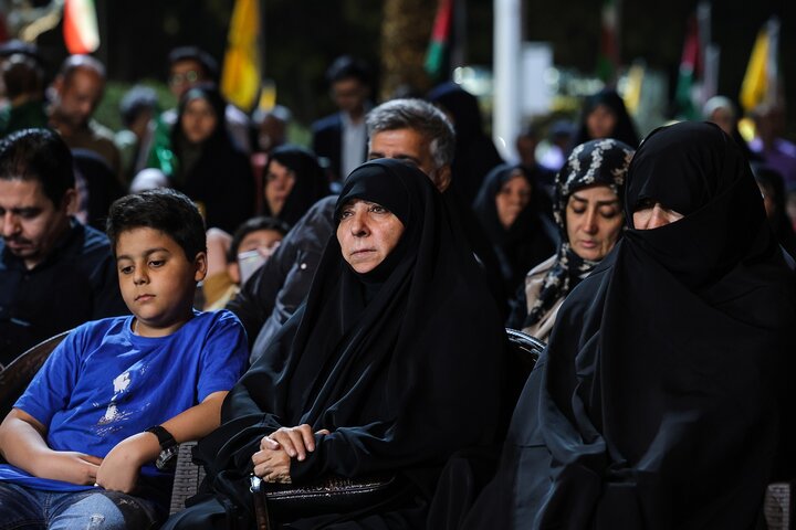 تصاویر/ رونمایی از سردیس شهید سرلشکر محمدسعید ایزدی در میدان فلسطین