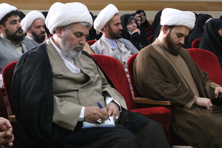 تصاویر/ همایش مبلغین طرح های تبلیغی معاونت تبلیغ حوزه علمیه استان همدان با حضور حجت الاسلام والمسلمین رفیعی معاون تبلیغ حوزه های علمیه