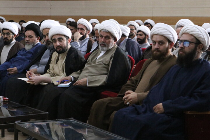 تصاویر/ همایش مبلغین طرح های تبلیغی معاونت تبلیغ حوزه علمیه استان همدان با حضور حجت الاسلام والمسلمین رفیعی معاون تبلیغ حوزه های علمیه