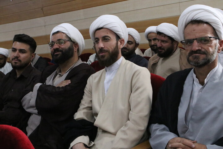 تصاویر/ همایش مبلغین طرح های تبلیغی معاونت تبلیغ حوزه علمیه استان همدان با حضور حجت الاسلام والمسلمین رفیعی معاون تبلیغ حوزه های علمیه