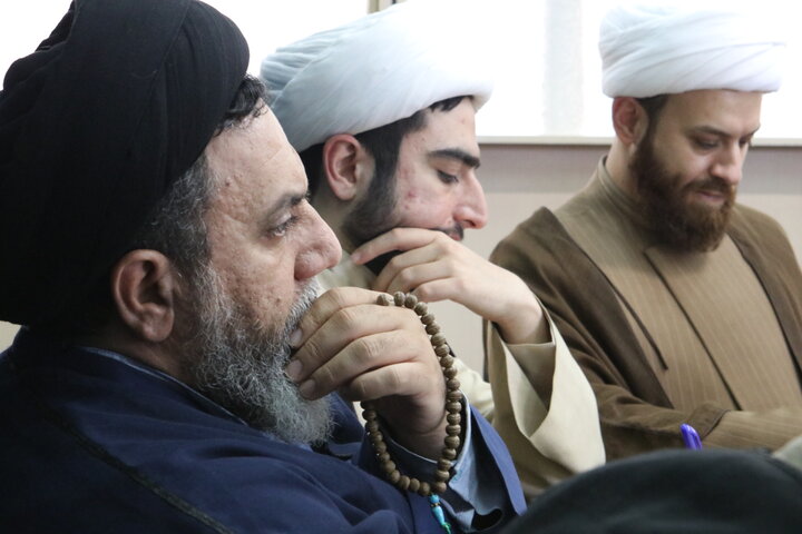 تصاویر/ نشست صمیمی رابطین طرح هجرت و طرح امین طلاب خواهر و برادر حوزه علمیه همدان