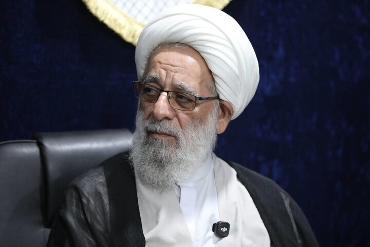 بازدید حجت الاسلام والمسلمین احمد فرخ مسئول دبیرخانه شورای عالی حوزه های علمیه  از مدرسه علمیه آل یاسین قم