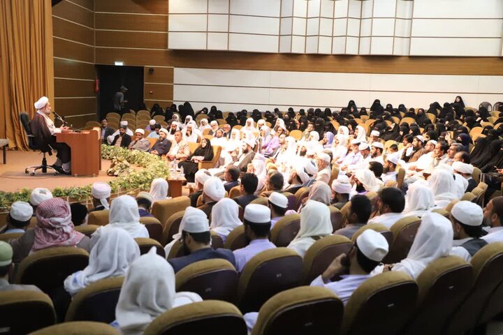 تصاویر/ آیین آغاز سال تحصیلی مؤسسه علوم اسلامی خاتم‌النبیین(ص) در زاهدان