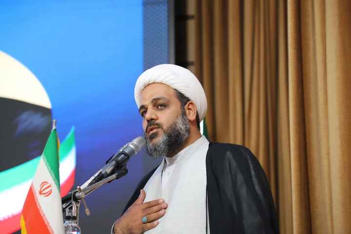 تصاویر/همایش روحانیون تبلیغی استان با حضور و سخنرانی معاون تبلیغ و امور فرهنگی حوزه های علمیه