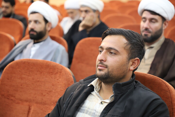 تصاویر/همایش روحانیون تبلیغی استان با حضور و سخنرانی معاون تبلیغ و امور فرهنگی حوزه های علمیه
