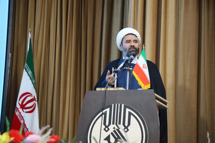 تصاویر/همایش روحانیون تبلیغی استان با حضور و سخنرانی معاون تبلیغ و امور فرهنگی حوزه های علمیه