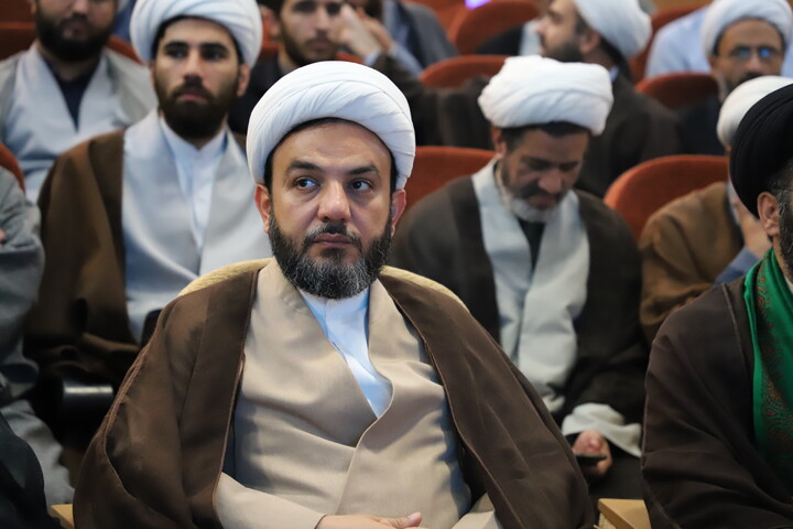 تصاویر/همایش روحانیون تبلیغی استان با حضور و سخنرانی معاون تبلیغ و امور فرهنگی حوزه های علمیه